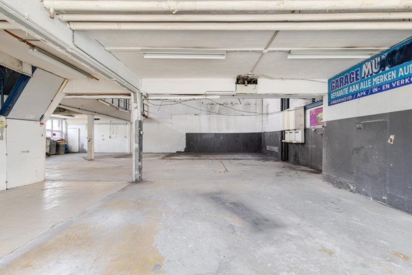 Medium property photo - Loetestraat 2, 3044 AX Rotterdam